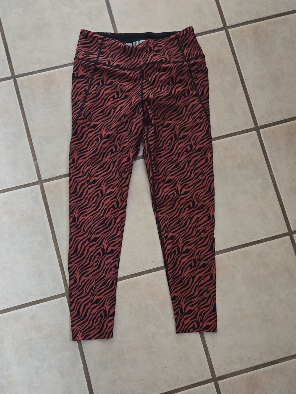 Victoria's Secret Rust zebra Leggings
